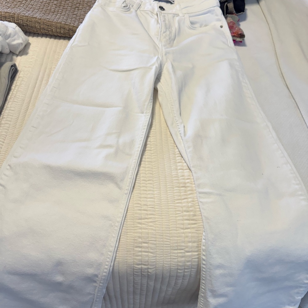 Zara White Ankle-Cropped Jeans